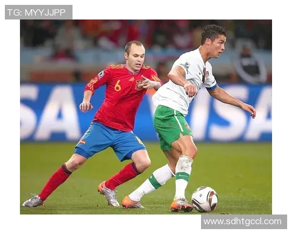 探讨足球明星的荣耀之路哪些球员曾获得过重要奖项与荣誉