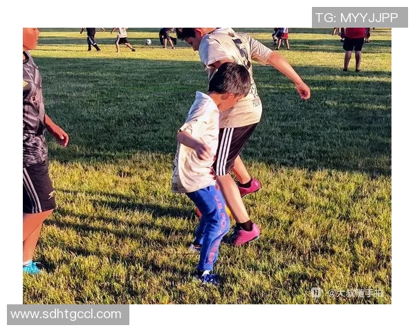 足球明星抓娃娃事件揭秘背后的故事与真相分析