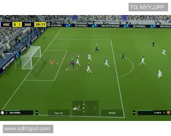 科治与赫尔辛格的较量：一场足球战术与团队精神的巅峰对决